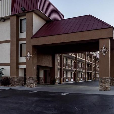Red Roof Inn & Suites Pigeon Forge Parkway Exteriör bild