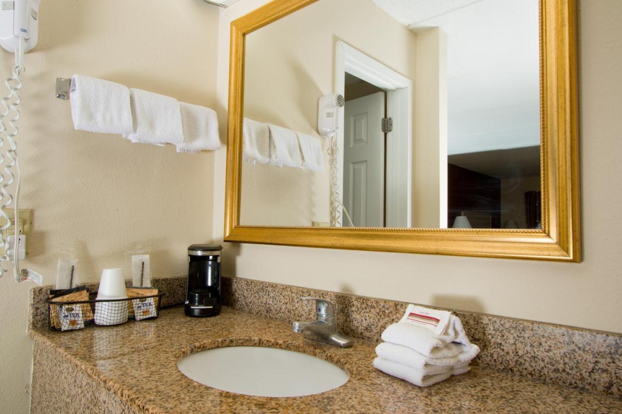 Red Roof Inn & Suites Pigeon Forge Parkway Exteriör bild