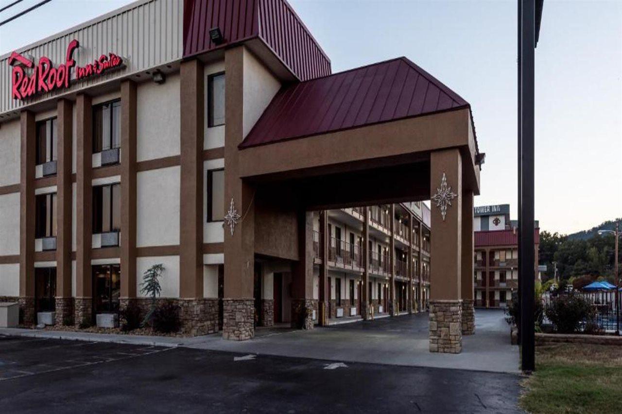 Red Roof Inn & Suites Pigeon Forge Parkway Exteriör bild