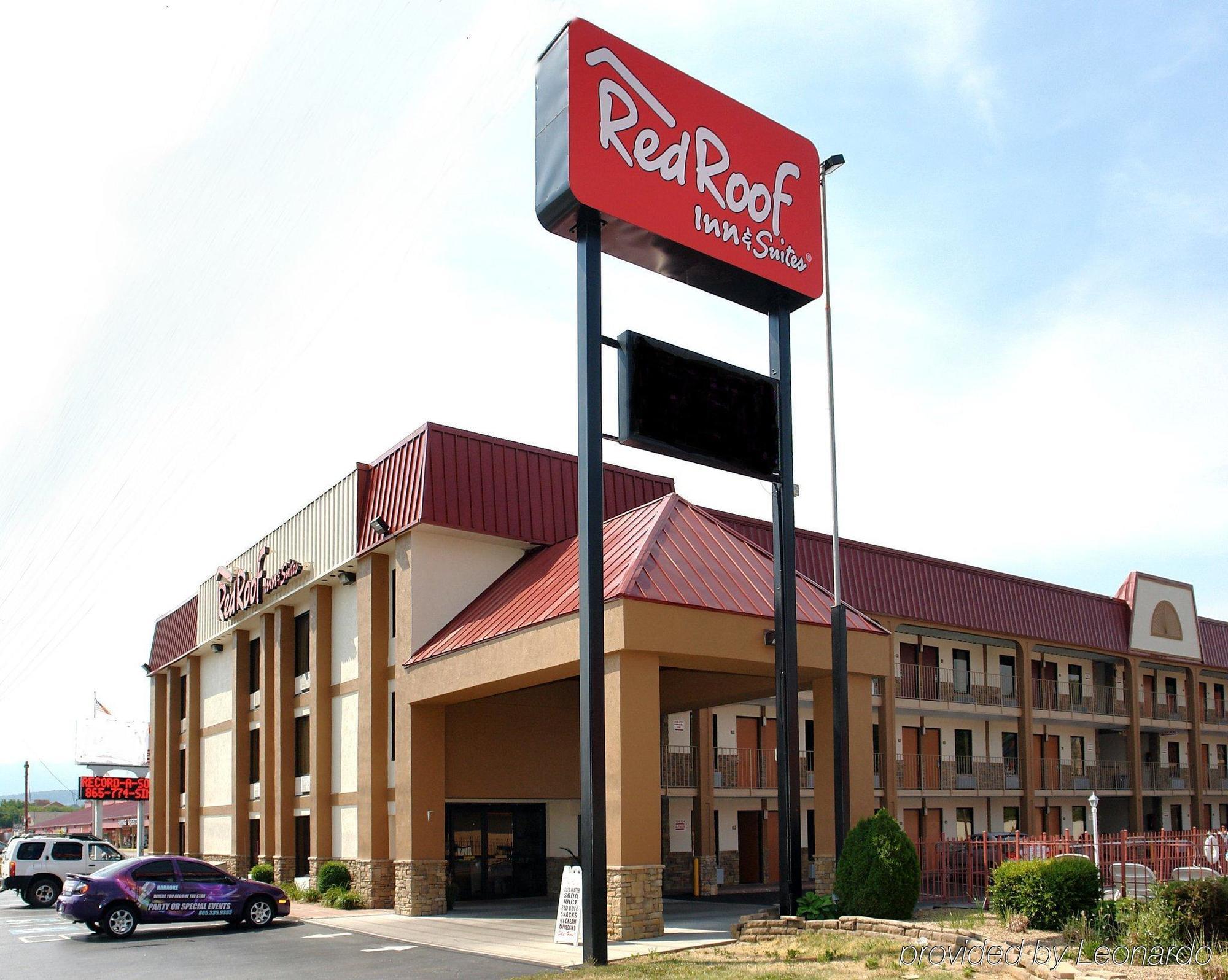 Red Roof Inn & Suites Pigeon Forge Parkway Exteriör bild