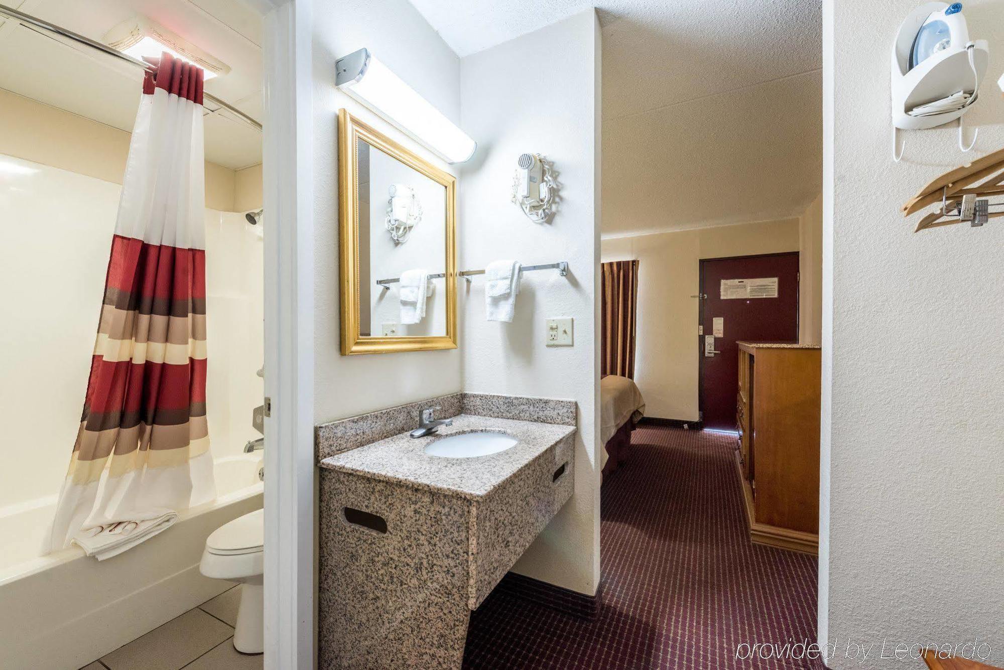 Red Roof Inn & Suites Pigeon Forge Parkway Exteriör bild