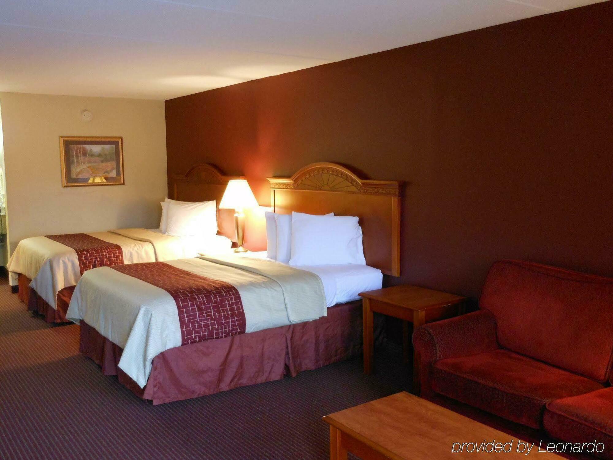 Red Roof Inn & Suites Pigeon Forge Parkway Exteriör bild