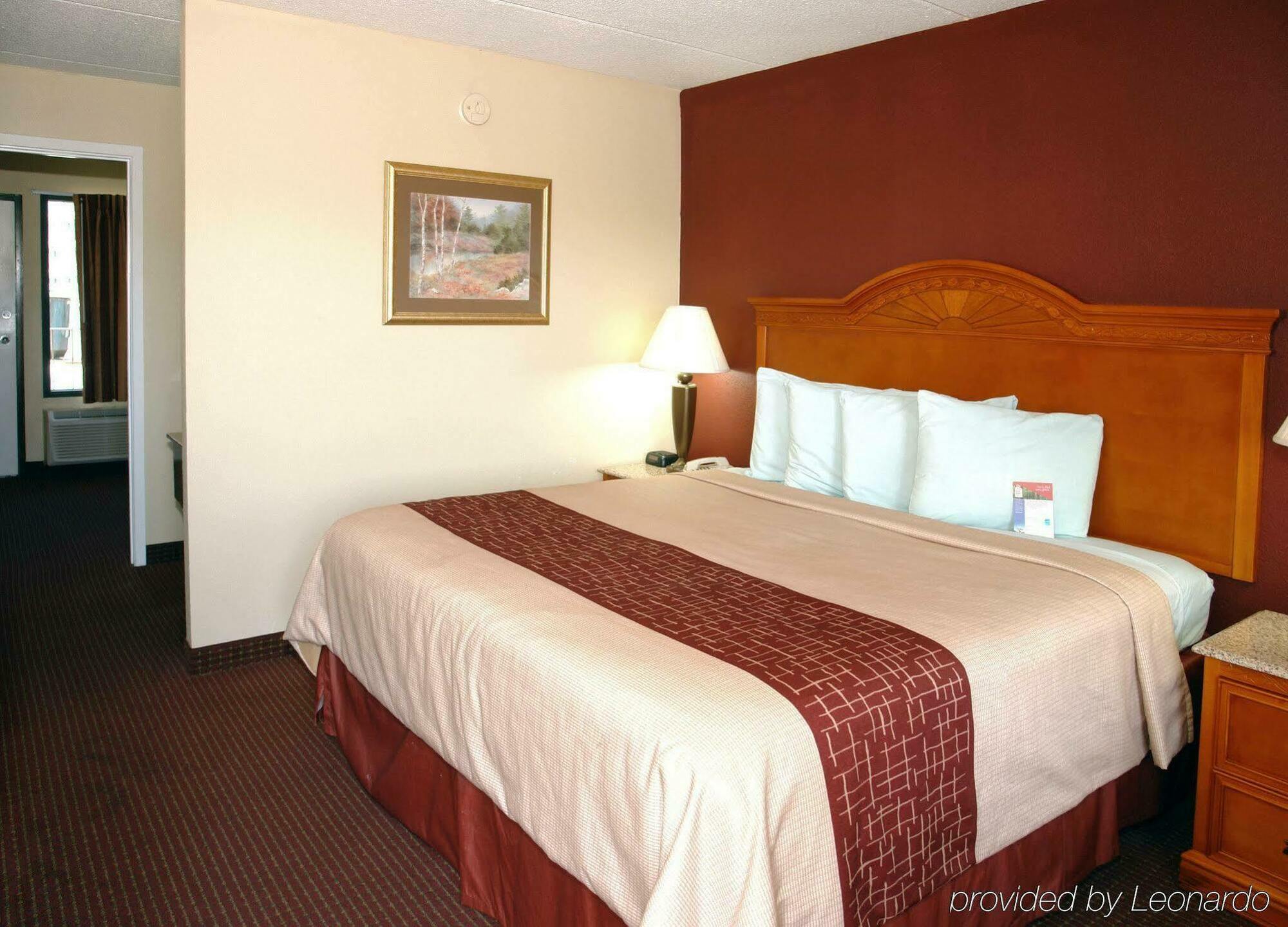 Red Roof Inn & Suites Pigeon Forge Parkway Exteriör bild