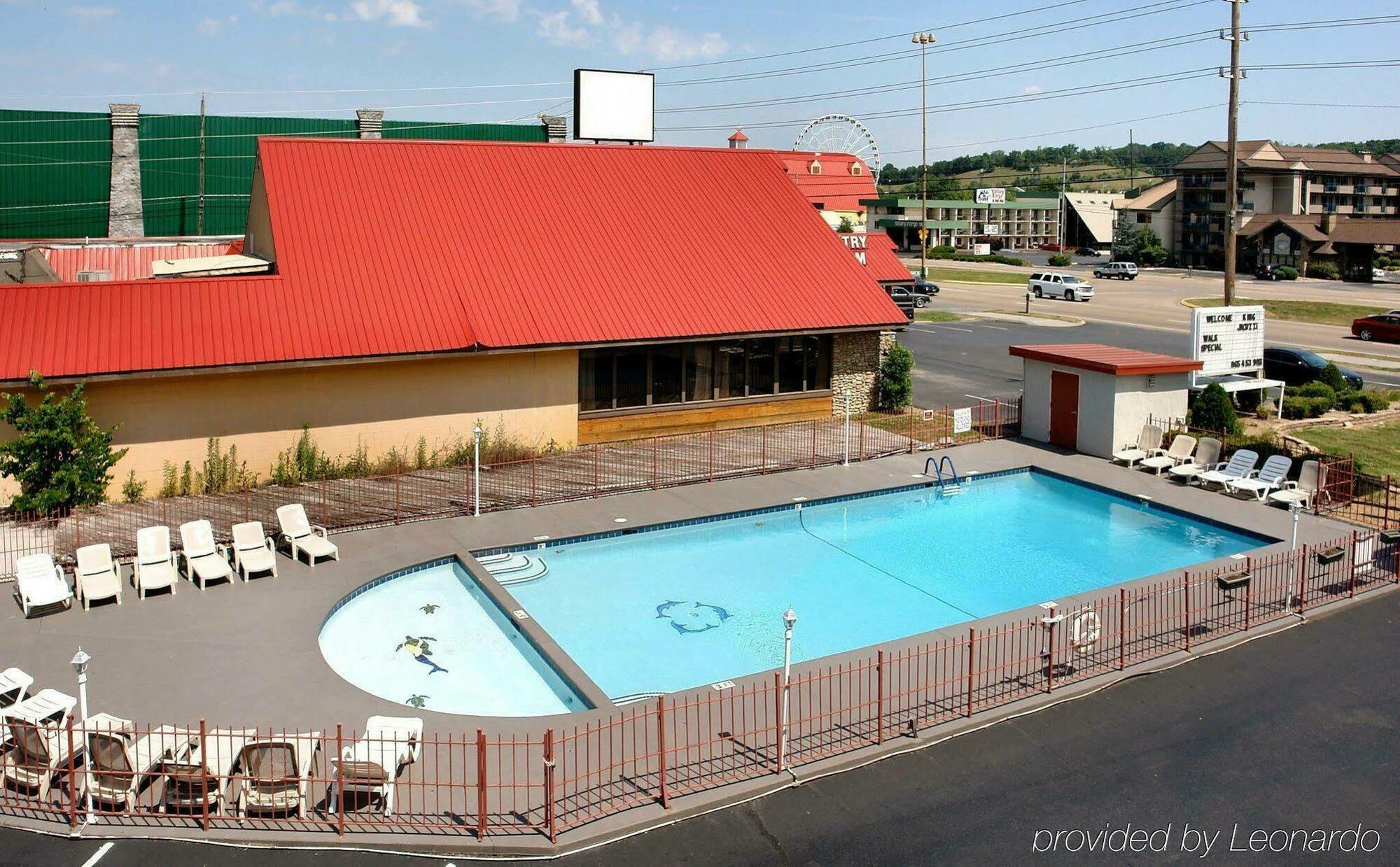 Red Roof Inn & Suites Pigeon Forge Parkway Exteriör bild